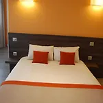Valpré Hotel