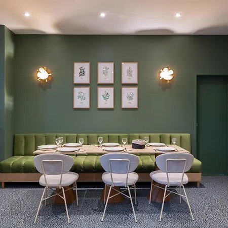 Valpre Hotel