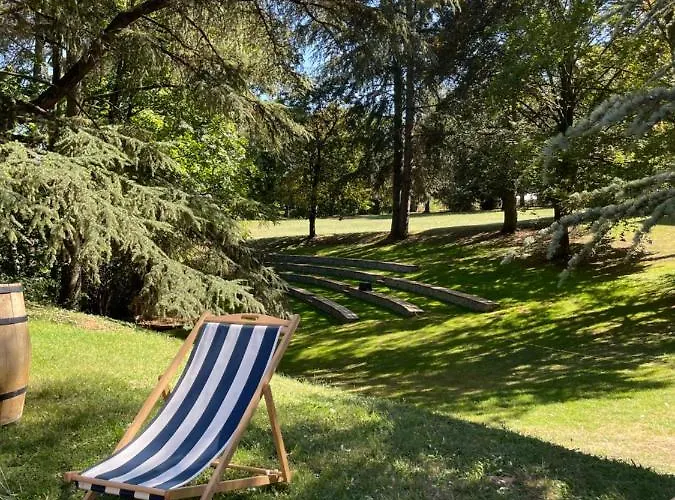 Valpré Hotel 3*