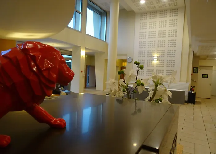 Valpré Hotel 3*